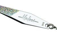 Metal fishing spoon lure with colorful glitter finish, Malossi branding, 100 g, attached to a ring and treble hooks